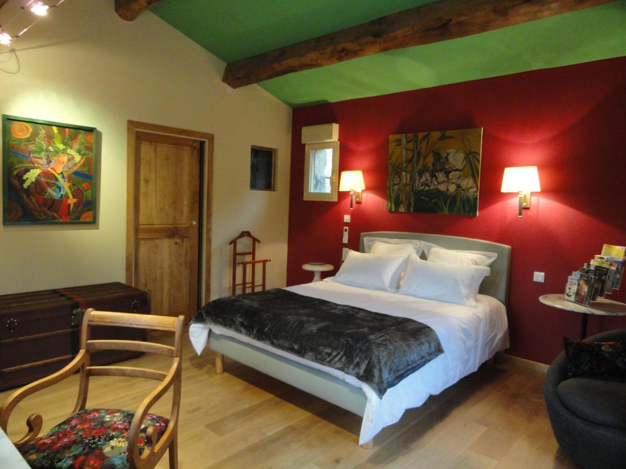 Chambre D'Hotes Au Creux Du Chambon Joyeuse Room photo